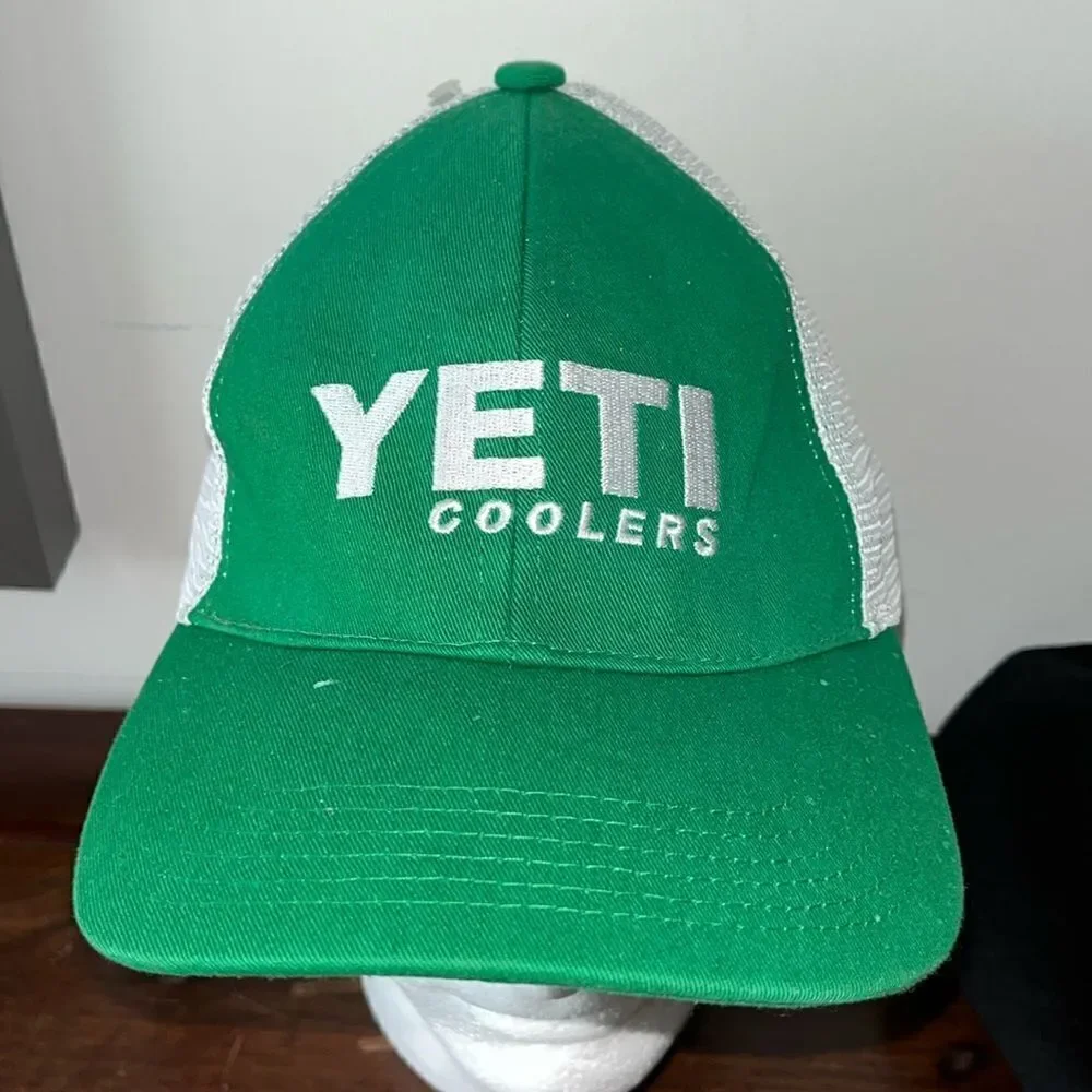 Yeti Coolers Hat Cap Snap Back Men’s Green White Vented Mesh Trucker Adjustable